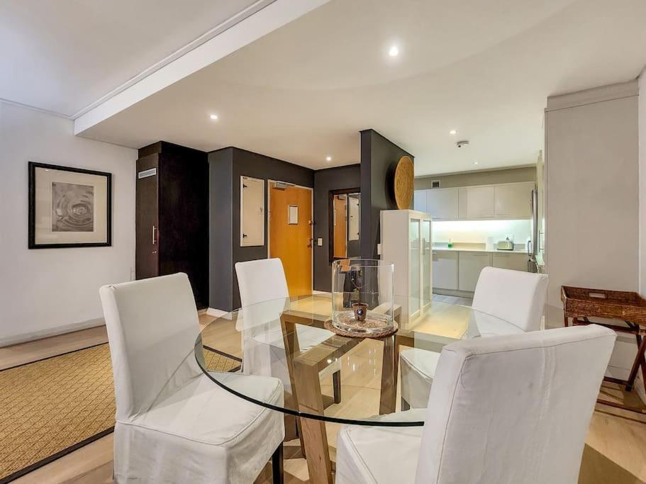 Cozy And Stylish With Exceptional Views! Leilighet Cape Town Eksteriør bilde