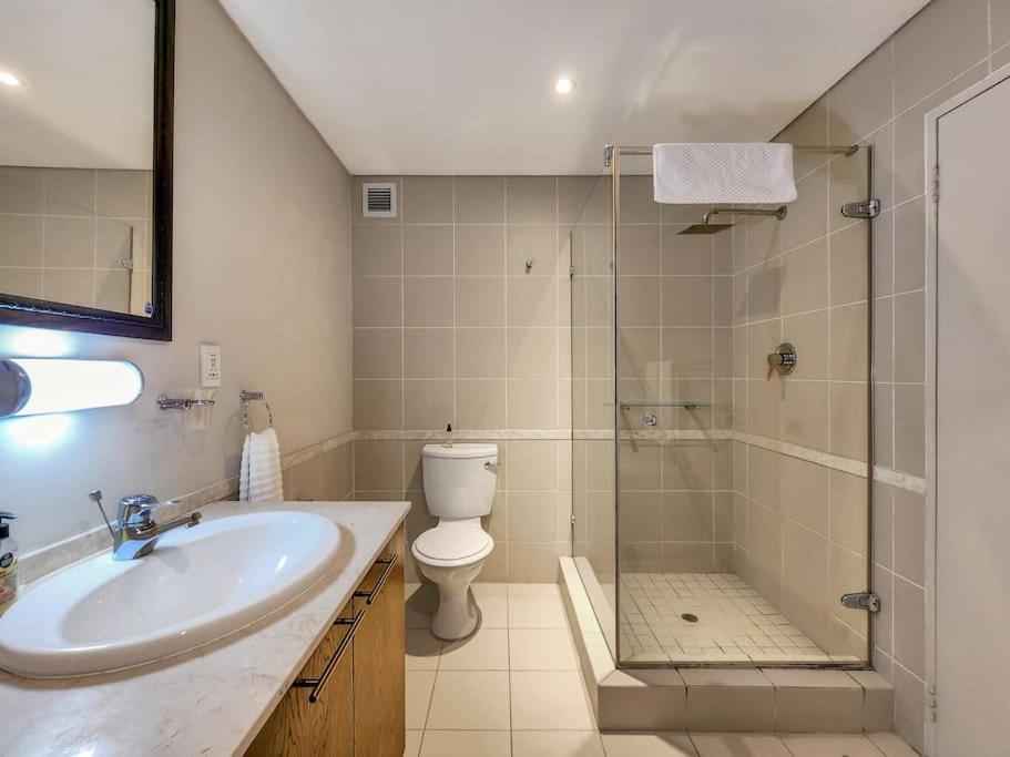 Cozy And Stylish With Exceptional Views! Leilighet Cape Town Eksteriør bilde