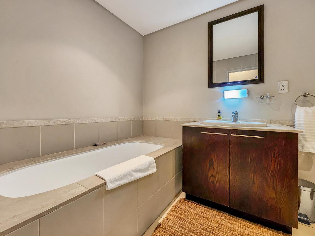 Cozy And Stylish With Exceptional Views! Leilighet Cape Town Eksteriør bilde